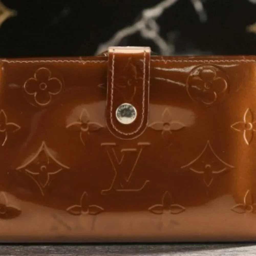 Louis Vuitton Monogram Vernis Porte Monnaie Billets Viennois wallet